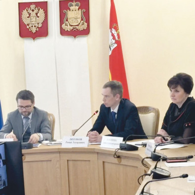 soveschanie_nelegaln1